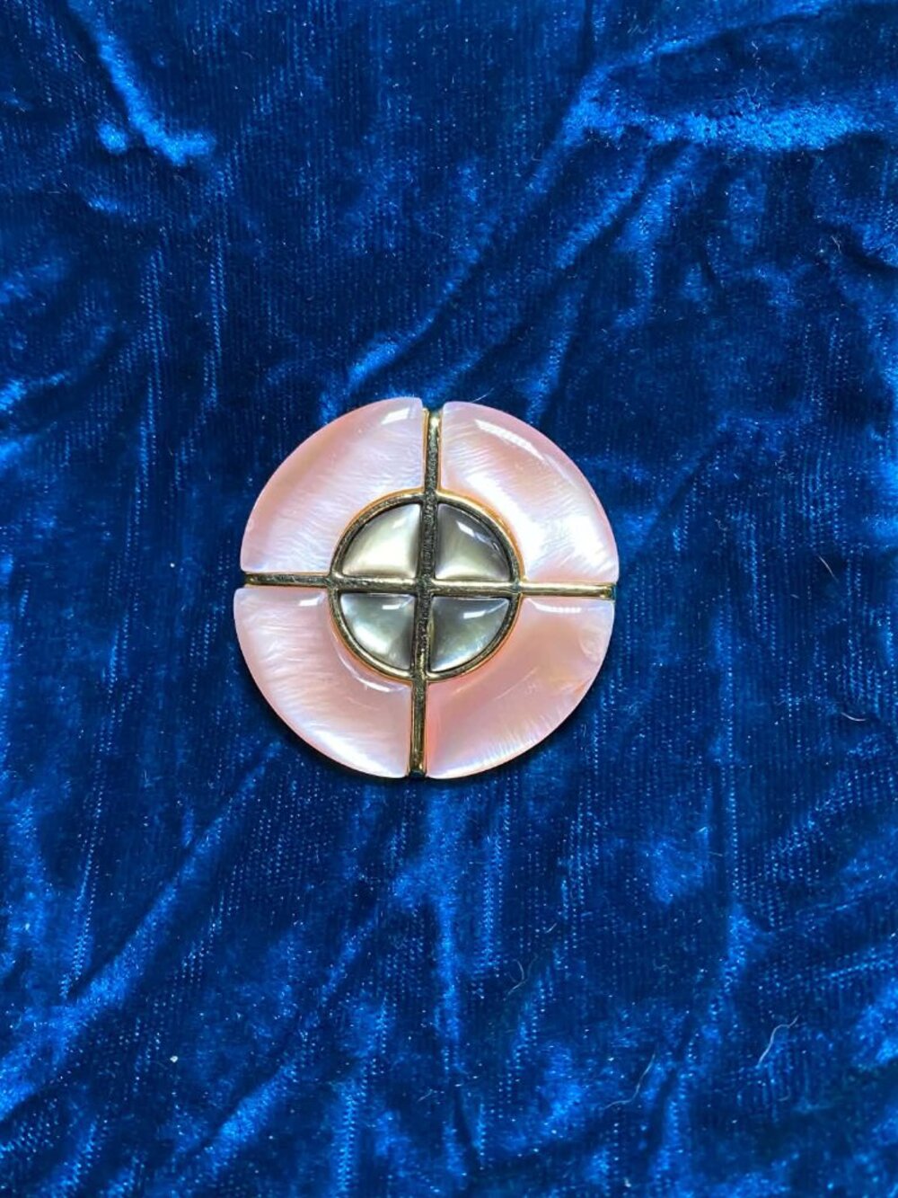 Vintage Rare Butler Iridescent Pink Mother of Pearl Peach Abalone Shell Brooch